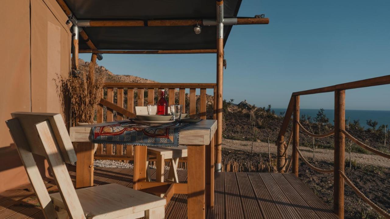 Tendu' Punta Bianca Glamping Camp Пальма-ди-Монтекьяро Экстерьер фото