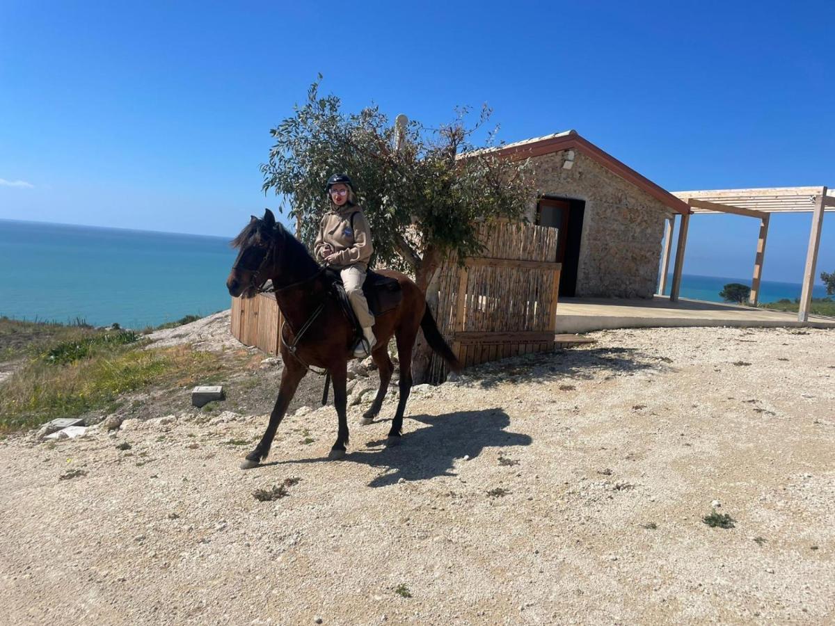 Tendu' Punta Bianca Glamping Camp Пальма-ди-Монтекьяро Экстерьер фото