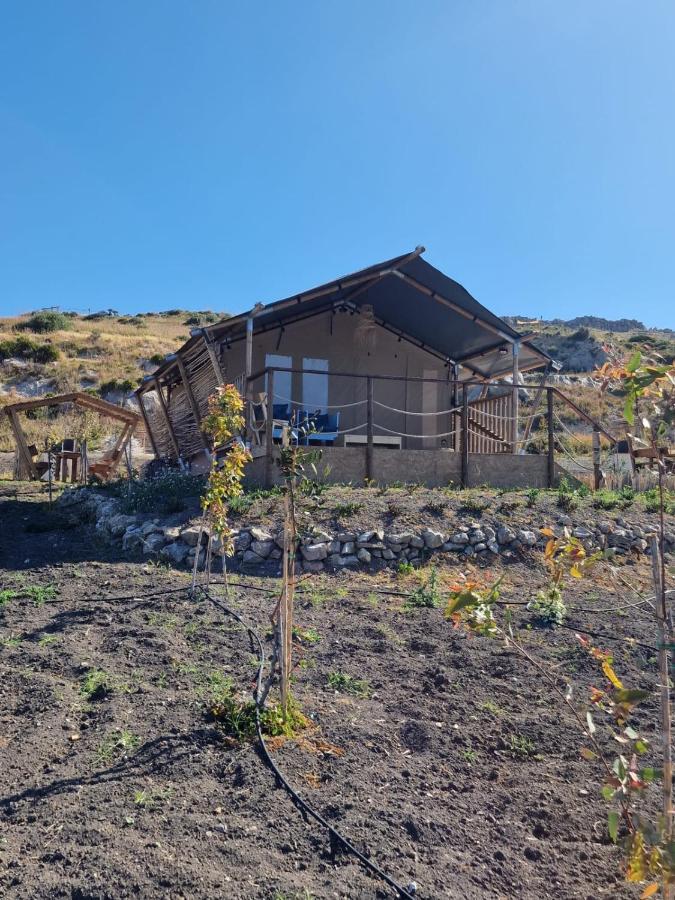 Tendu' Punta Bianca Glamping Camp Пальма-ди-Монтекьяро Экстерьер фото