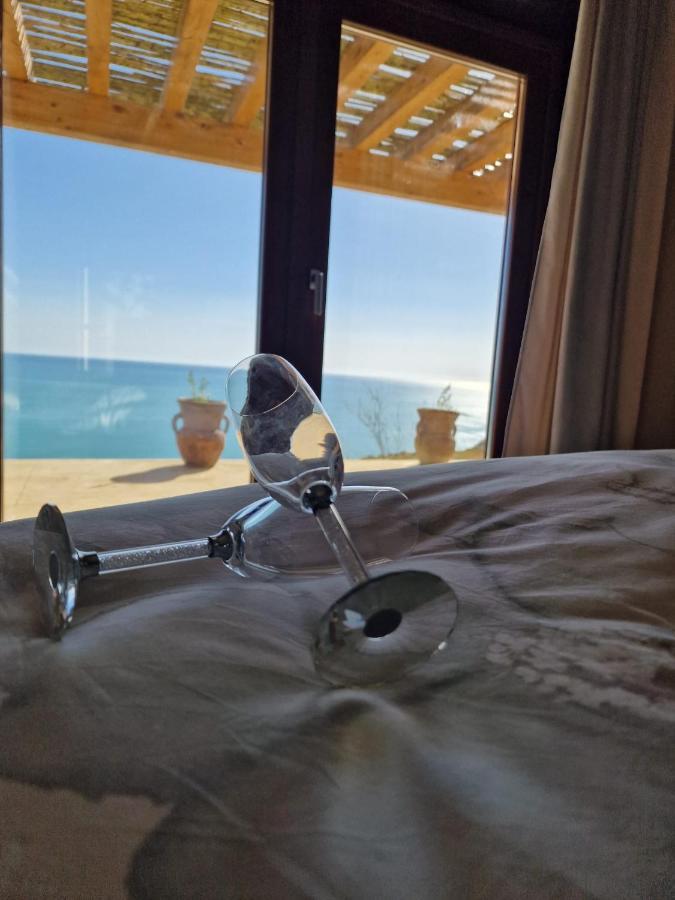 Tendu' Punta Bianca Glamping Camp Пальма-ди-Монтекьяро Экстерьер фото
